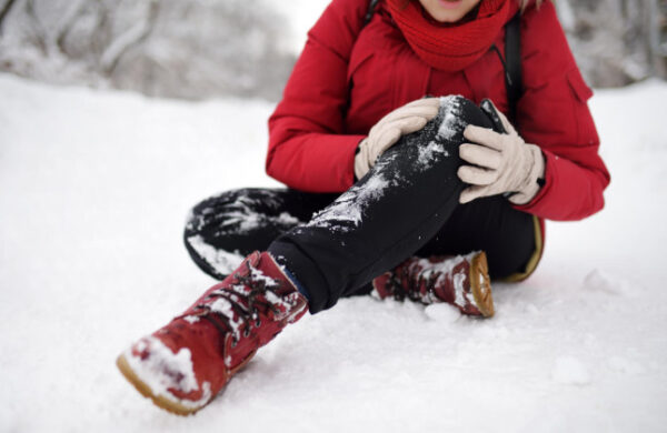 905 травм за два місяці: лікарня Кам’янського оприлюднила статистику постраждалих під час ожеледиці